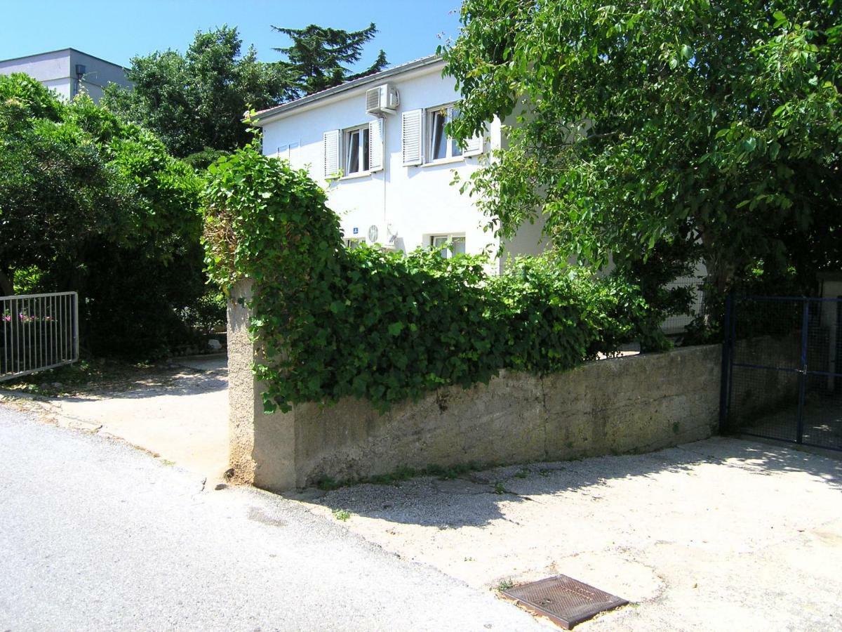 Apartment Danilo Krk Town Dış mekan fotoğraf