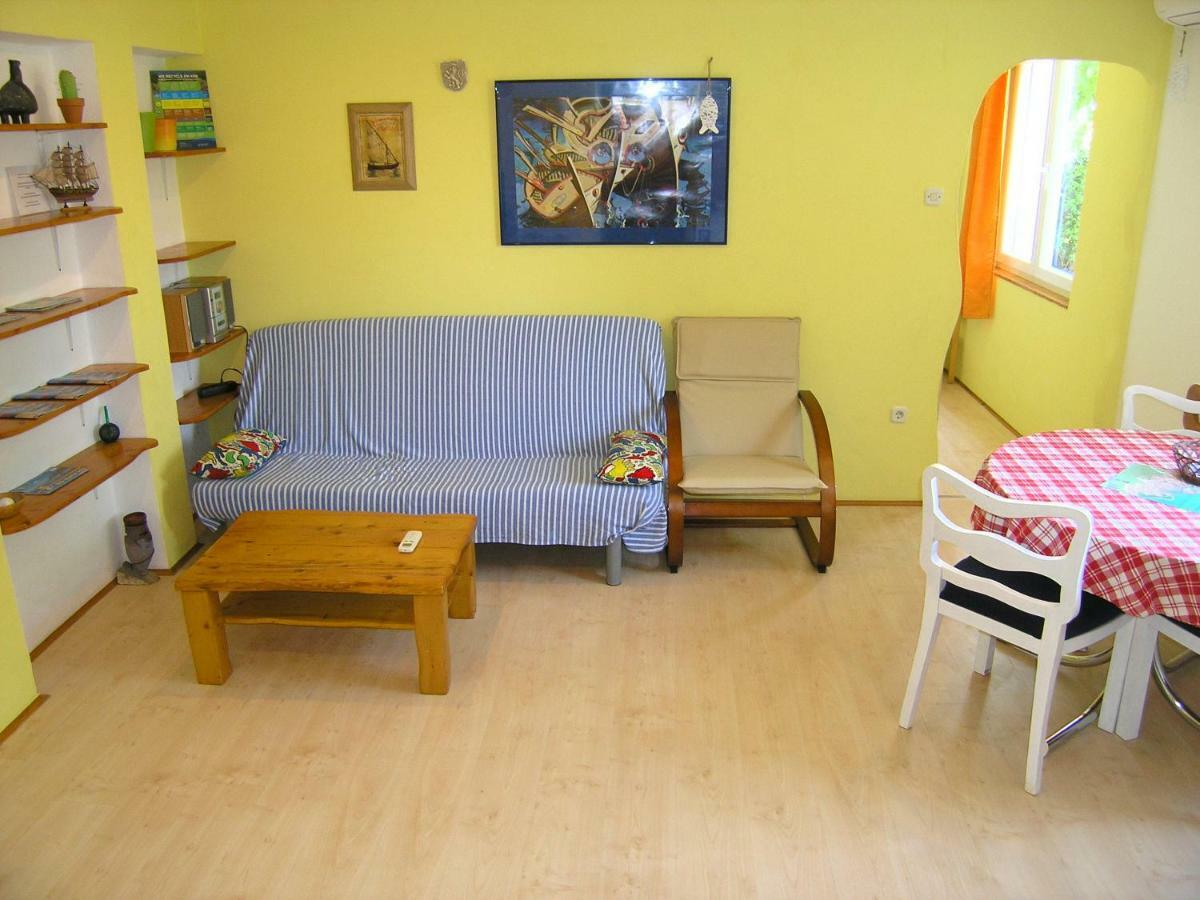 Apartment Danilo Krk Town Dış mekan fotoğraf
